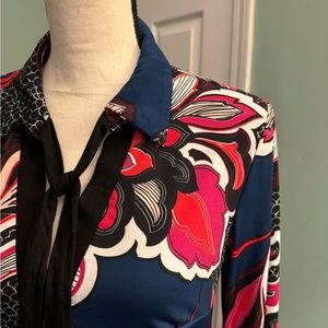Colorful Trina Turk Dress with collar and self tie - Sz M